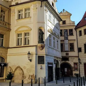  Apartment Tynska 7